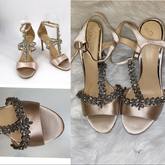 Badgley Mischka Heels - Picture 2 of 12